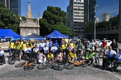 Maio Amarelo: Detran.RJ promove passeio ciclístico pela Pequena África, no Centro do Rio