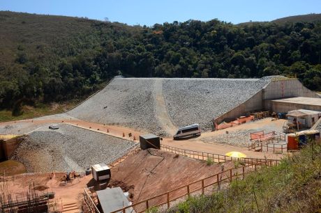 Vale elimina barragem que tirou quase 300 pessoas de distrito em Minas