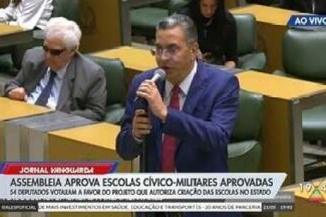 Deputados aprovam projeto que cria escolas cívico-militares em SP