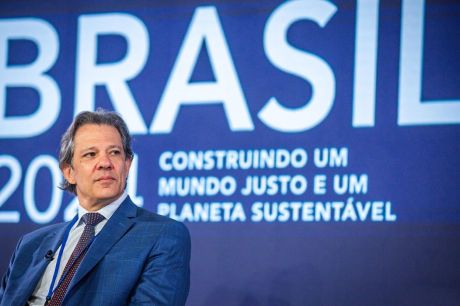 Taxação de super-ricos ganha adesão de países, diz Haddad