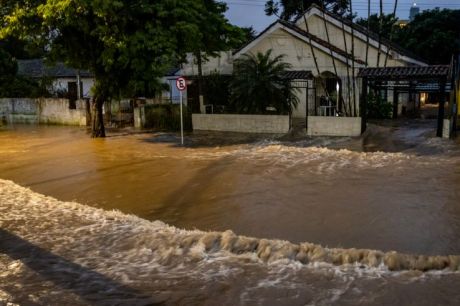 Com fim de semana de trégua, chuva deve voltar ao RS nesta segunda