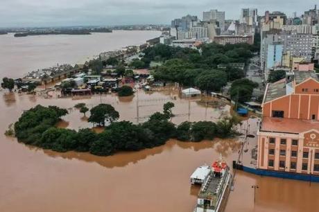 Nível do Guaíba chega a 3,77 metros em Porto Alegre