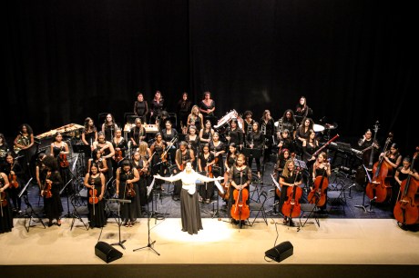 Theatro Municipal terá espetáculo em homenagem aos 80 anos de Chico Buarque