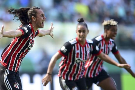 TV Brasil transmite dois clássicos do futebol feminino neste sábado