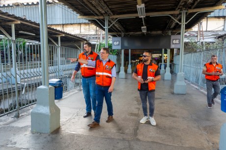 Presidente da Agetransp participa de fiscalização de trens na Central do Brasil