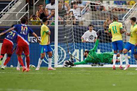 Brasil empata com EUA em último teste antes da Copa América