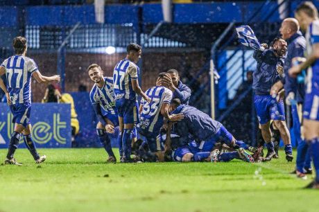 Avaí mostra força para derrotar Guarani e virar líder da Série B