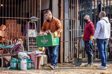 Enchentes paralisaram 63% das indústrias gaúchas, revela pesquisa