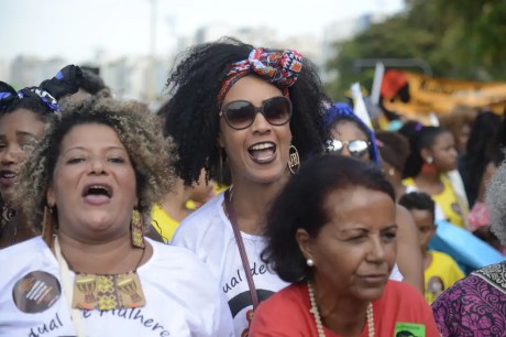 Mulheres negras lideram maioria das comunidades na Baixada Santista