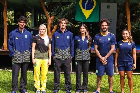 Tati Weston-Webb e Tainá Hinckel avançam às oitavas de final no Taiti