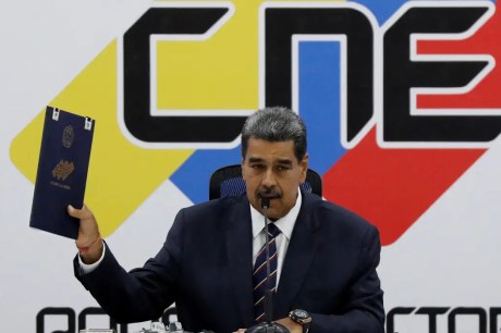 Com 96% das urnas apuradas, segundo boletim do CNE dá 51,9% a Maduro