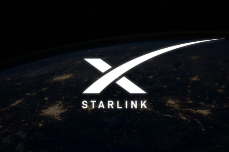 Moraes bloqueia contas da Starlink para garantir multas contra o X