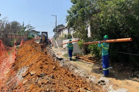 Moradores da Baixada Fluminense comemoram os avanços em obras de saneamento