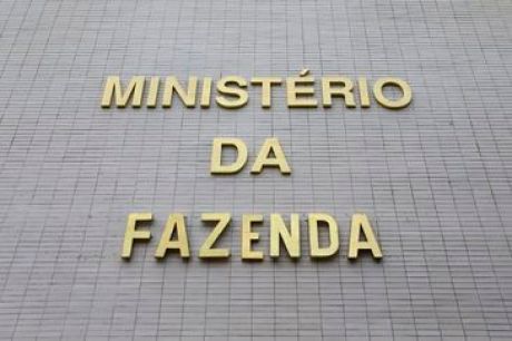 Fazenda aumenta para 3,2% estimativa para o PIB em 2024