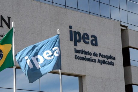 Ipea revisa projeção de inflação pelo IPCA de 4% para 4,4% em 2024