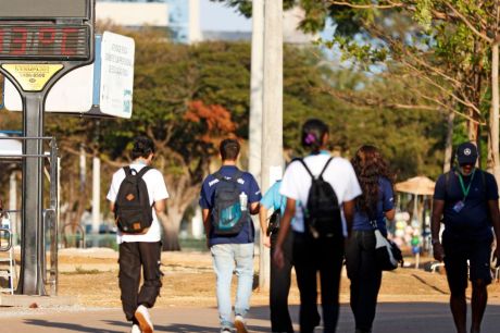 Inmet alerta para onda de calor a baixa umidade no fim de semana