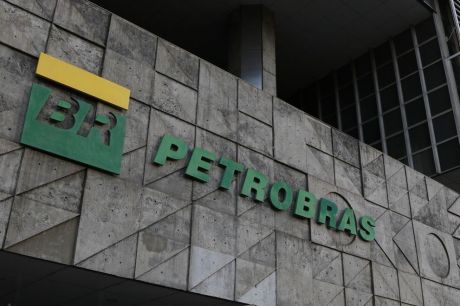 Petrobras vai participar da exploração de petróleo na África do Sul