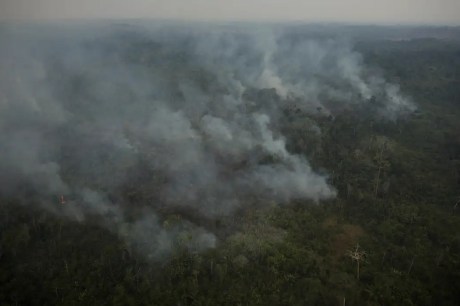 AGU cobra R$ 89 milhões de acusados de causar queimadas na Amazônia