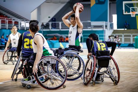 Seleção de basquete em cadeira de rodas estreia no Sul-Americano