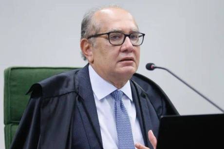 Indiciado no inquérito do golpe esteve em voo de Gilmar Mendes, diz PF