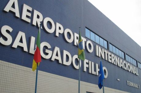 Aeroporto Salgado Filho volta a operar ininterruptamente