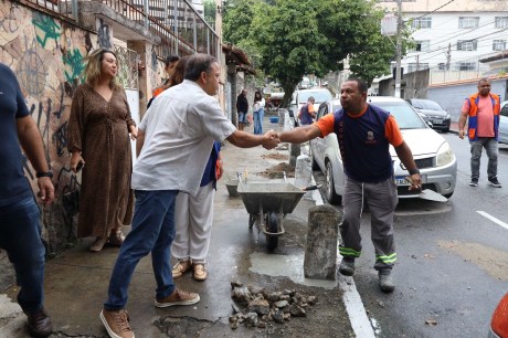 Programa Cidade Limpa promove ações de conservação no Bairro Chic, no Fonseca