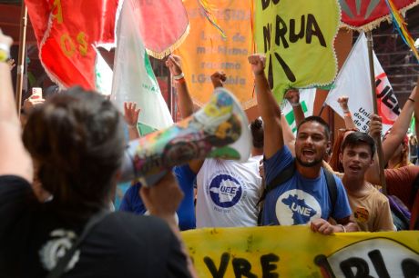 Bienal da UNE leva ao Recife debate sobre política, cultura e educação