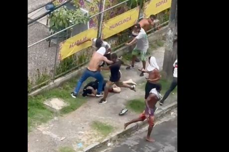 Quatro pessoas seguem internadas após brigas de torcidas no Recife