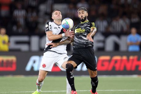 Vasco e Botafogo jogam por vaga na semifinal do Carioca