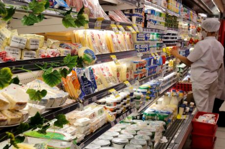 Inflação dos alimentos desacelera para 0,61%, diz pesquisa do IBGE