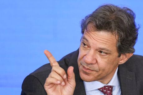 Haddad desmente fake news sobre aumento de contribuição do MEI