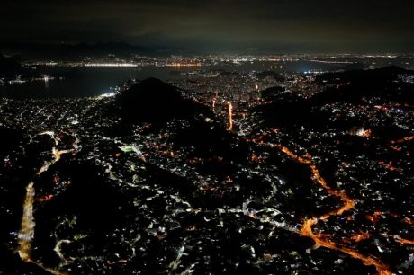 Prefeitura de Niterói amplia iluminação pública com tecnologia LED